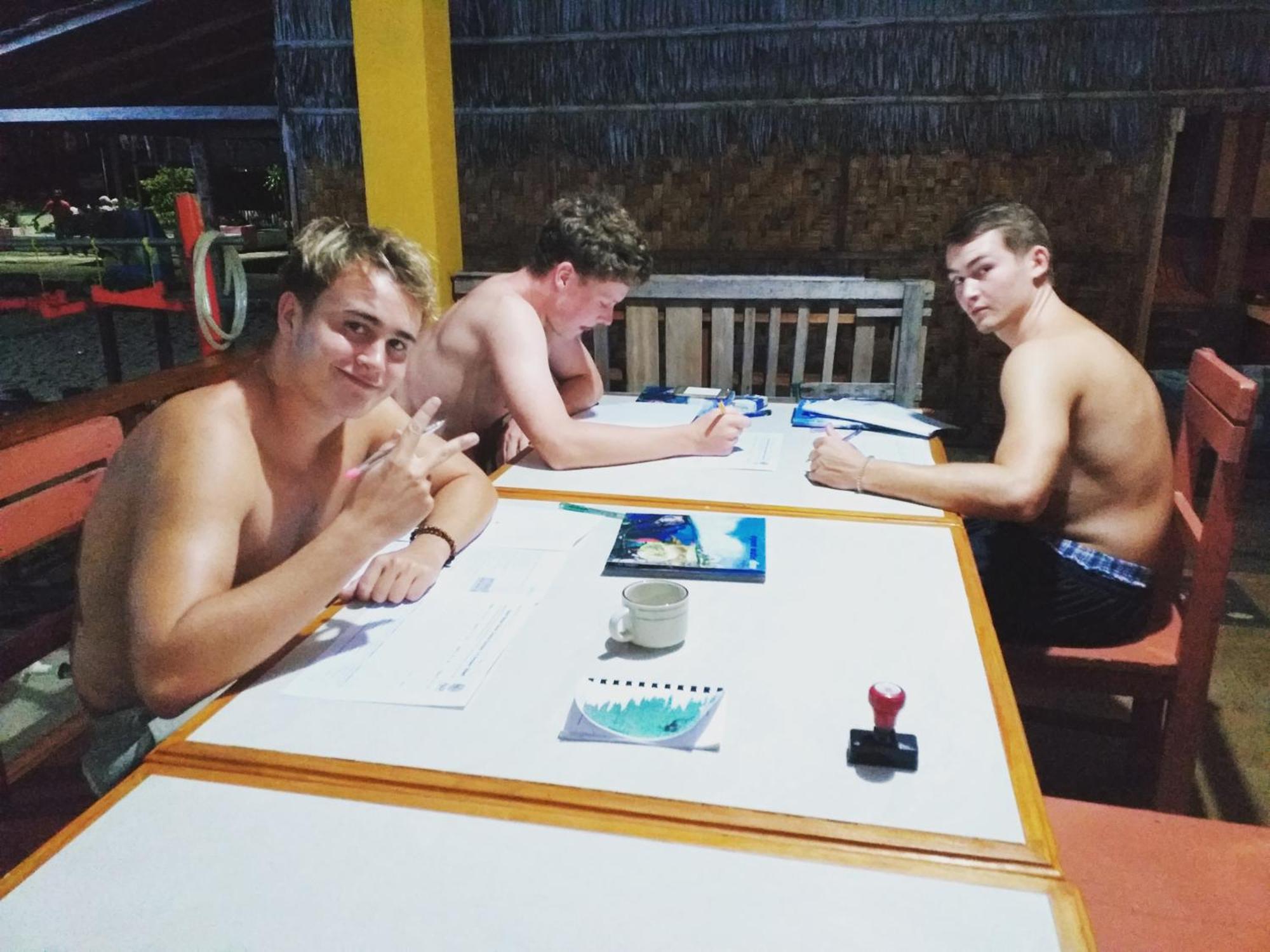 4 Sisters Divers Bunaken Extérieur photo